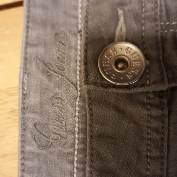 GUESS Grey Denium mini skirt - Picture 5 of 8